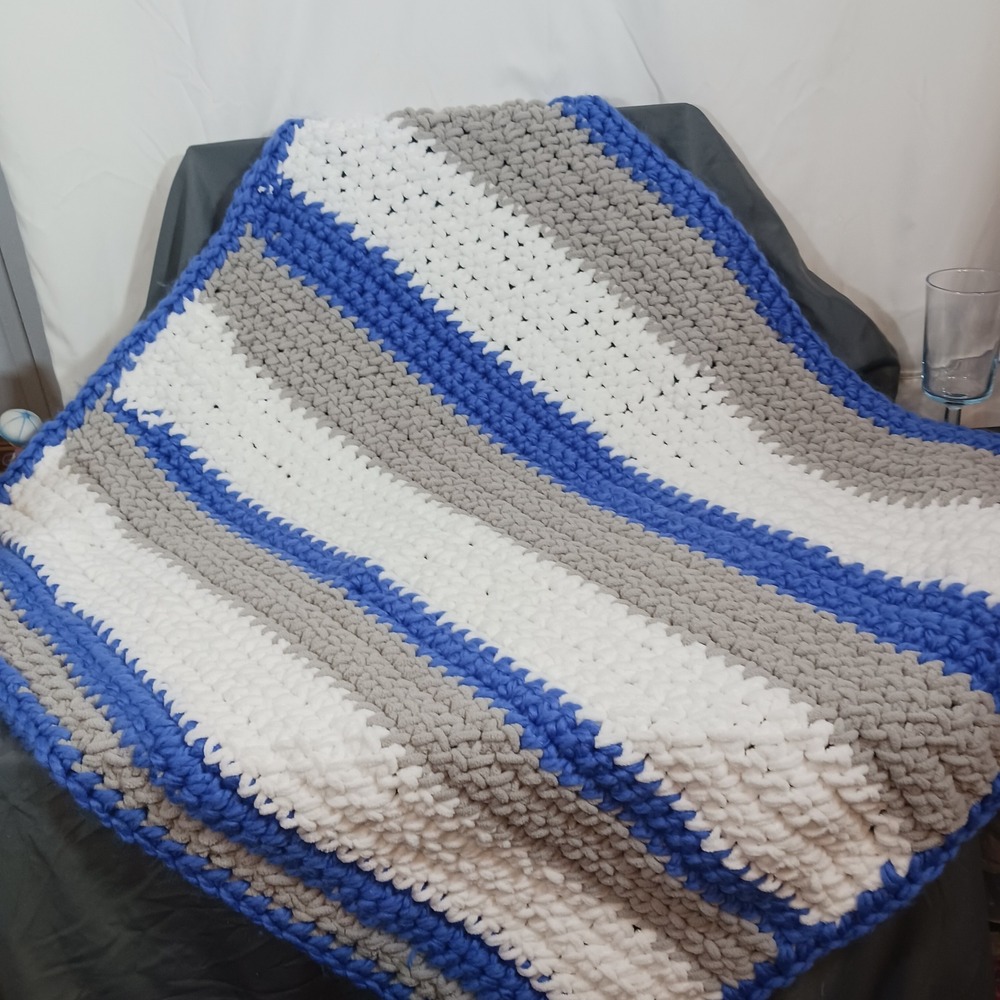 Handmade Crochet Baby Blanket 29x36"  Blue White Grey Excellent Striped